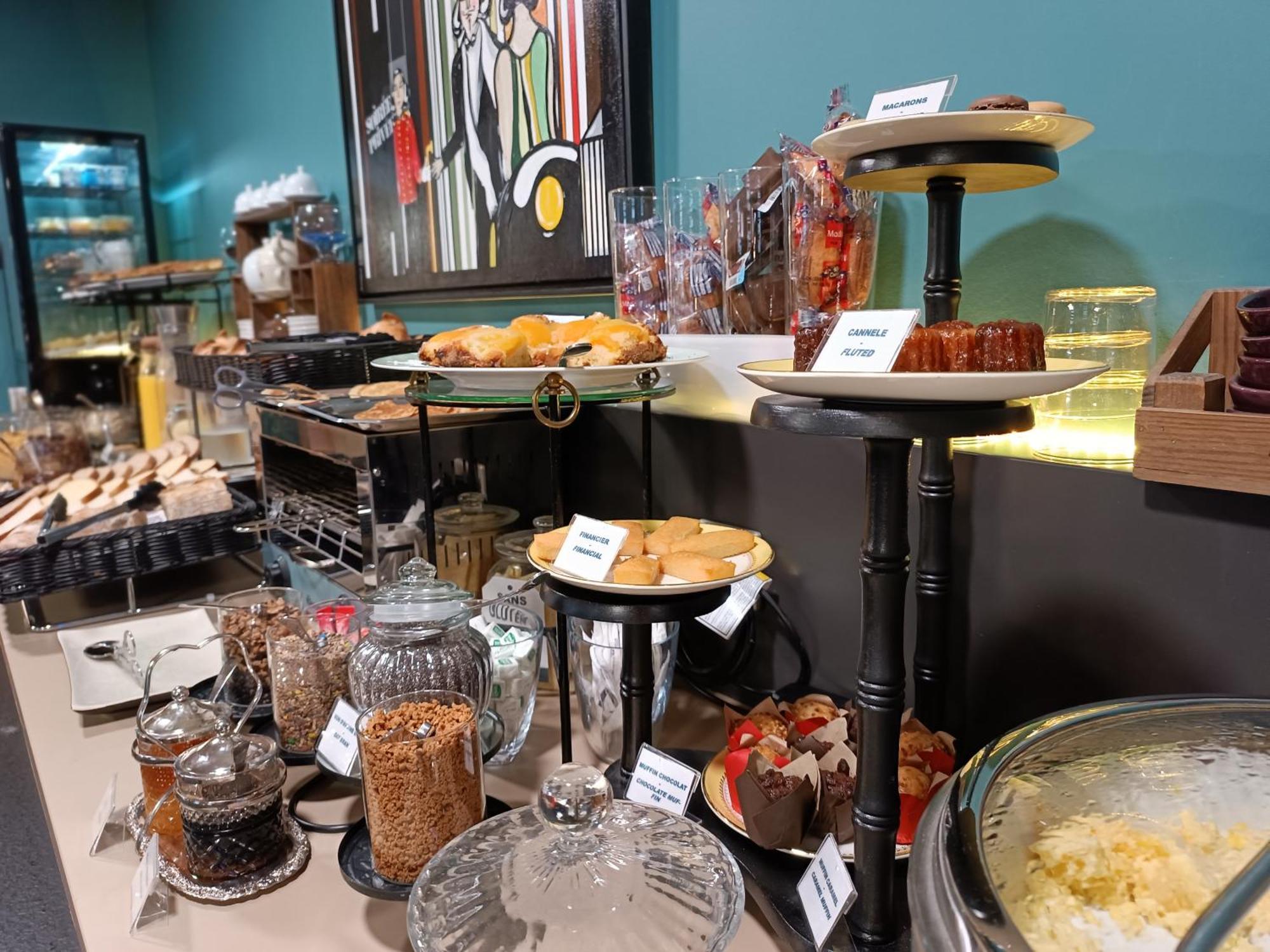 基利亚德西布里夫酒店 布里夫拉盖亚尔德 外观 照片